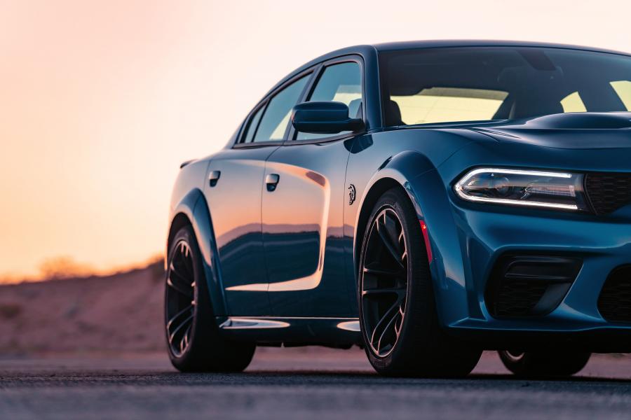 Детали экстерьера Dodge Charger SRT Hellcat Widebody 2019 года  (фото 25 из 93)